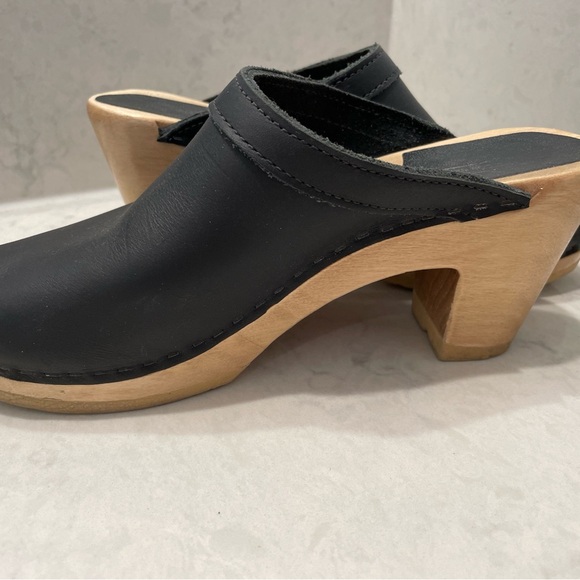 No. 6 Old School Clog - Black leather Size 7.5 / 38 - Picture 2 of 9